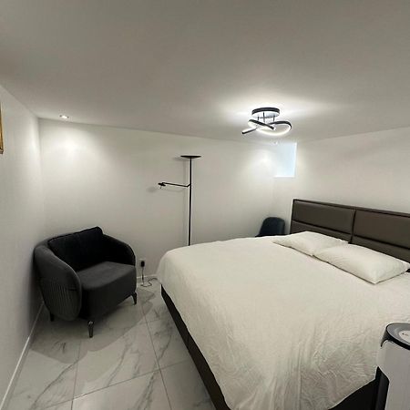 Appartement Calme Moderne Proche De Disneyland Wifi & Cafe Gratuit & Arrivee Autonome Bussy-Saint-Georges Exterior foto