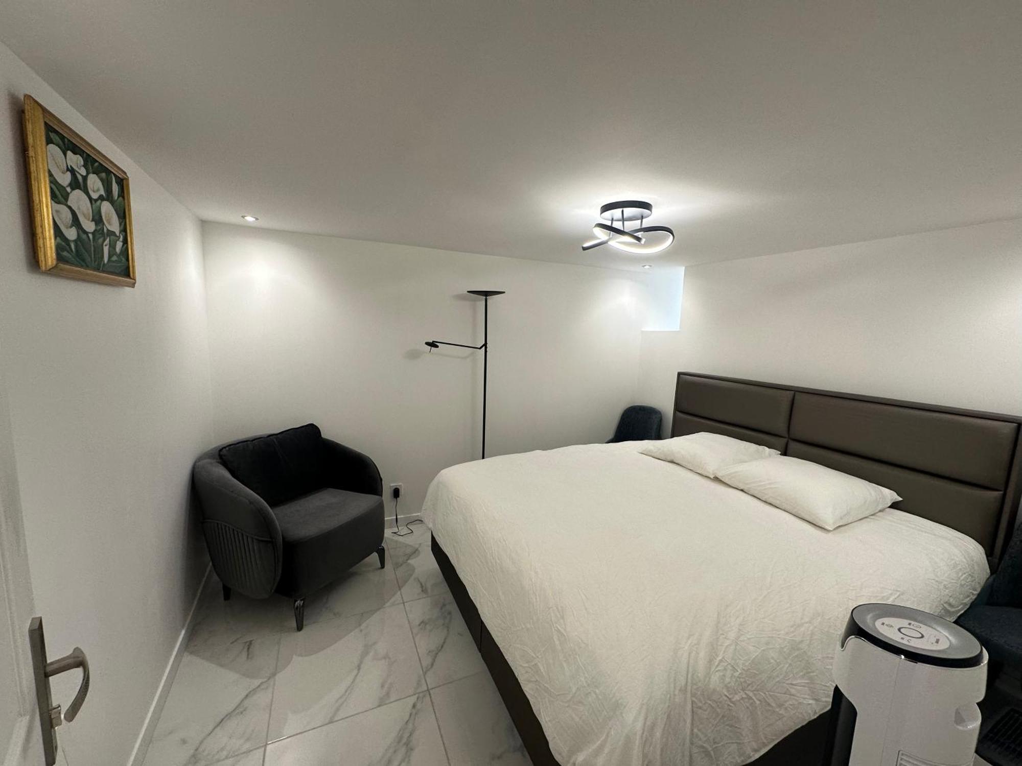 Appartement Calme Moderne Proche De Disneyland Wifi & Cafe Gratuit & Arrivee Autonome Bussy-Saint-Georges Exterior foto