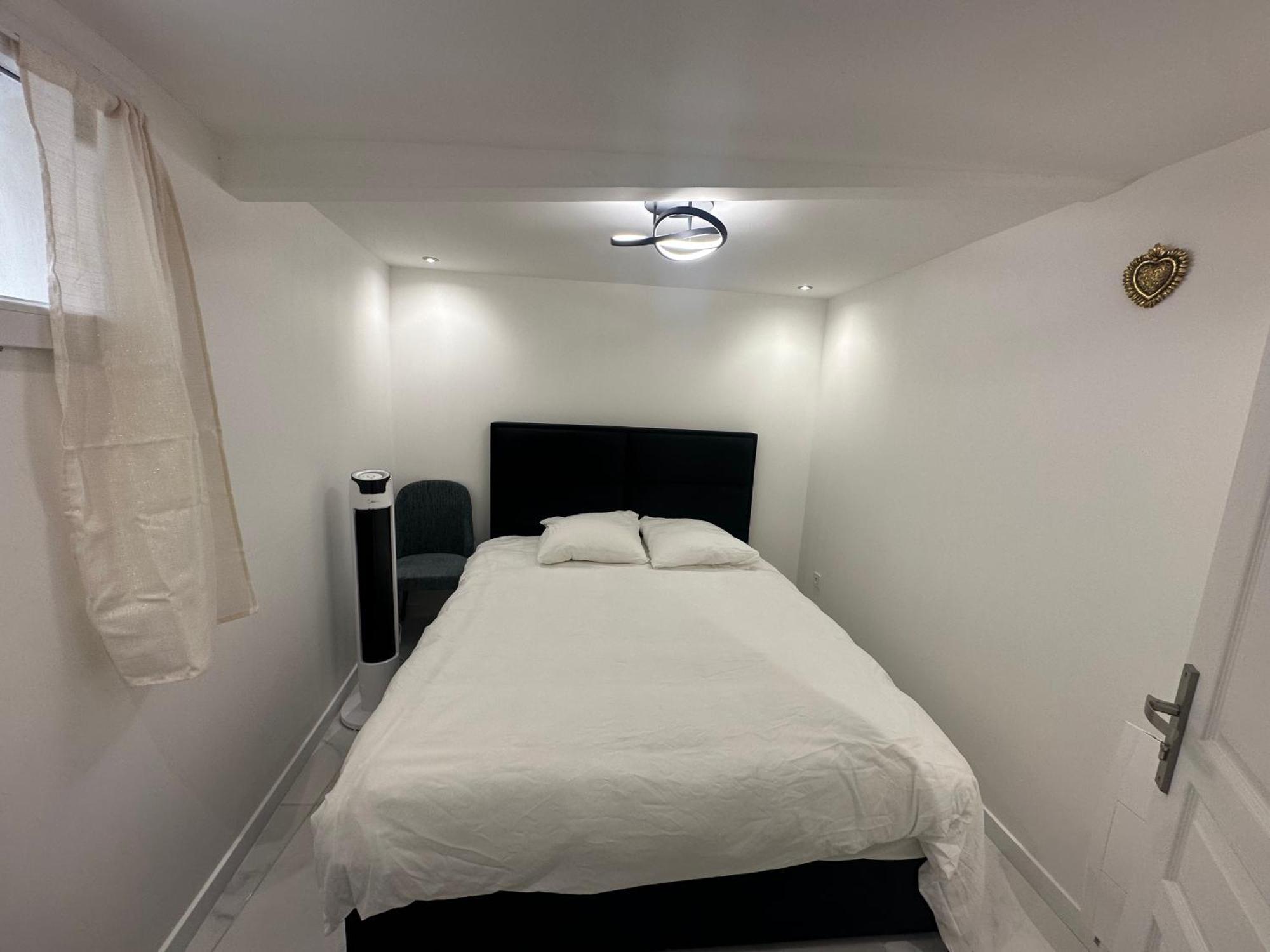 Appartement Calme Moderne Proche De Disneyland Wifi & Cafe Gratuit & Arrivee Autonome Bussy-Saint-Georges Exterior foto