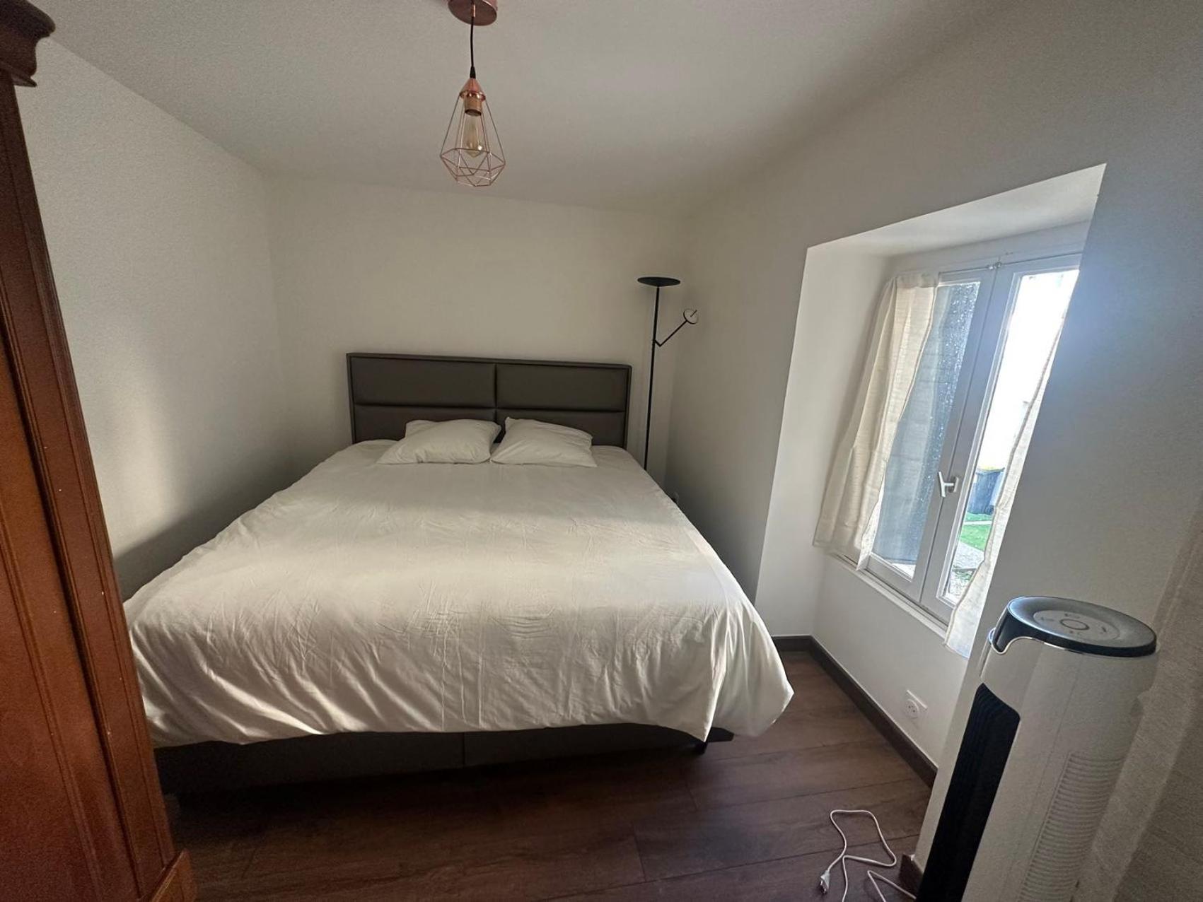 Appartement Calme Moderne Proche De Disneyland Wifi & Cafe Gratuit & Arrivee Autonome Bussy-Saint-Georges Exterior foto